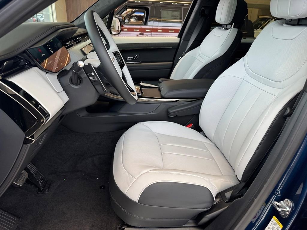 New 2025 Land Rover Range Rover Sport Autobiography image 7