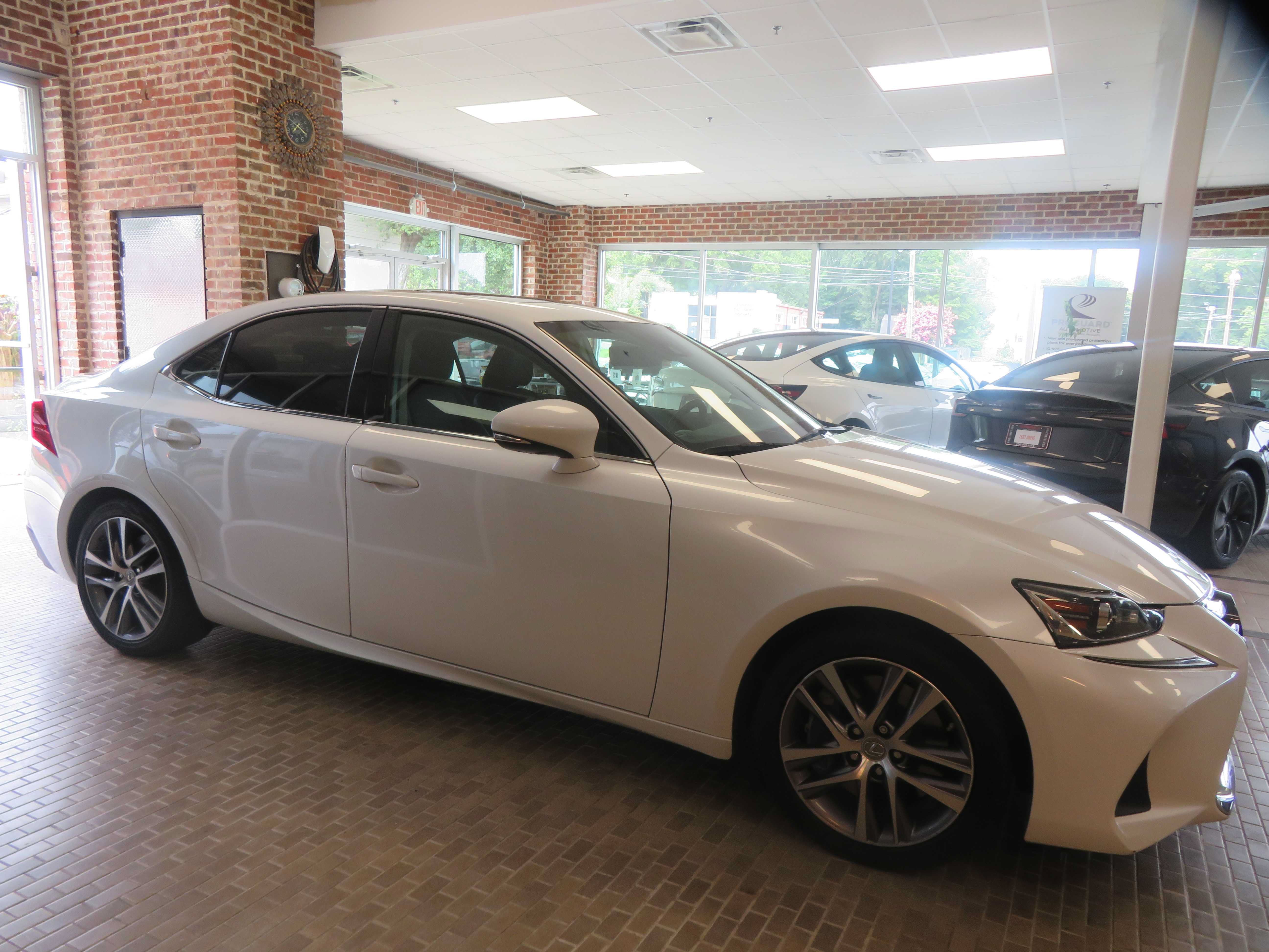 Used 2018 Lexus IS 300 w/ Accessory Package 2 RWD image 62