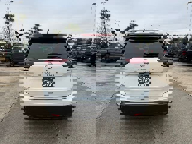 New 2026 Nissan Rogue SV w/ Cold Weather Package image 4