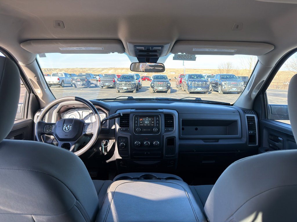 Used 2018 RAM 2500 Tradesman w/ Chrome Appearance Group image 13