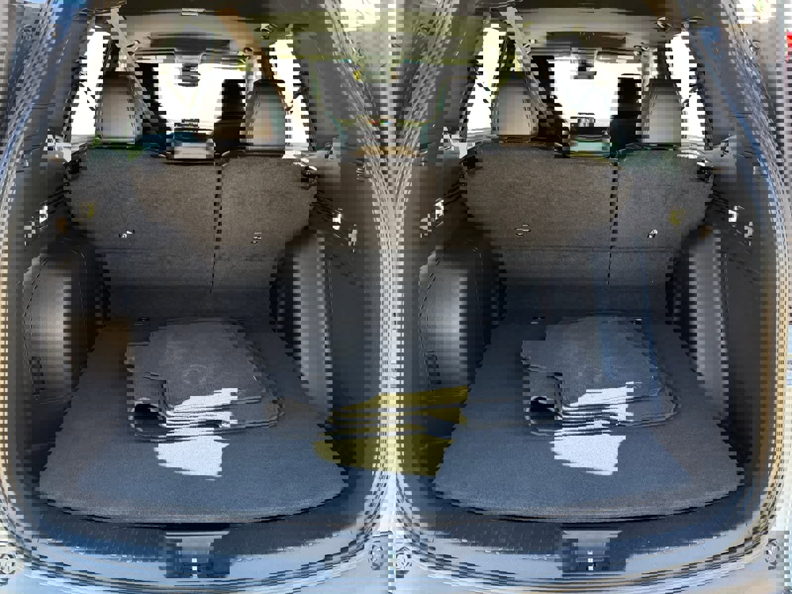 Used 2023 Honda CR-V Sport Touring image 4