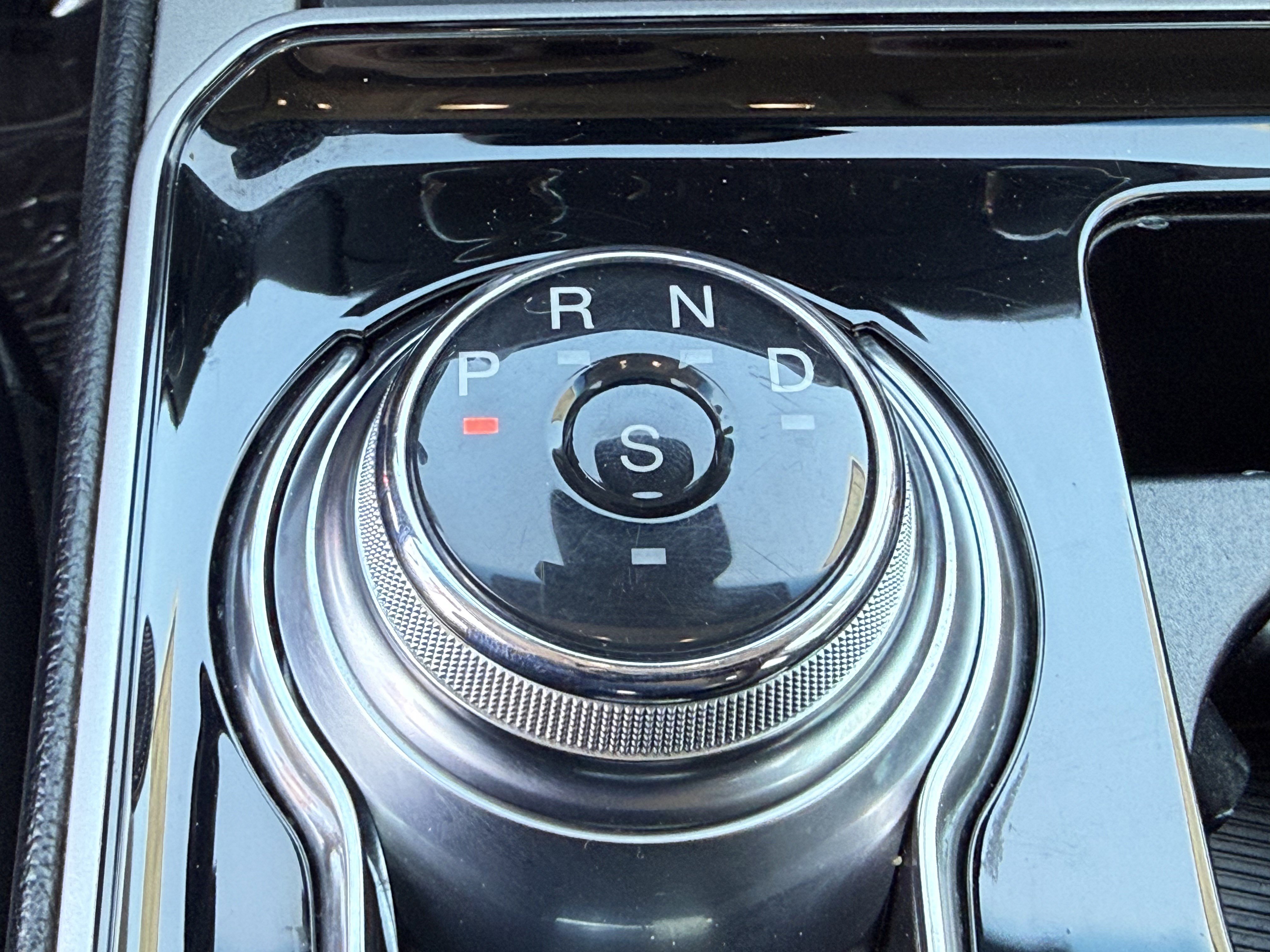 Used 2019 Ford Edge SEL w/ Equipment Group 201A image 21