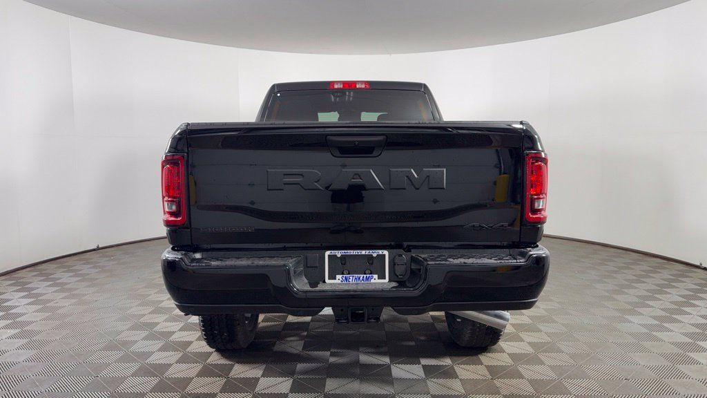 New 2026 RAM 2500 Big Horn AWD/4WD image 6