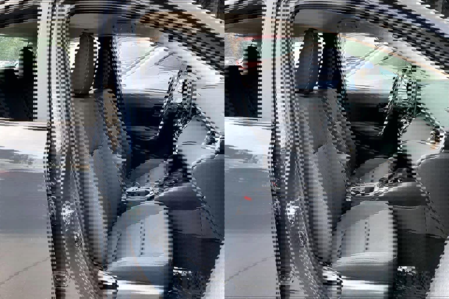 Used 2024 Toyota Corolla LE image 9