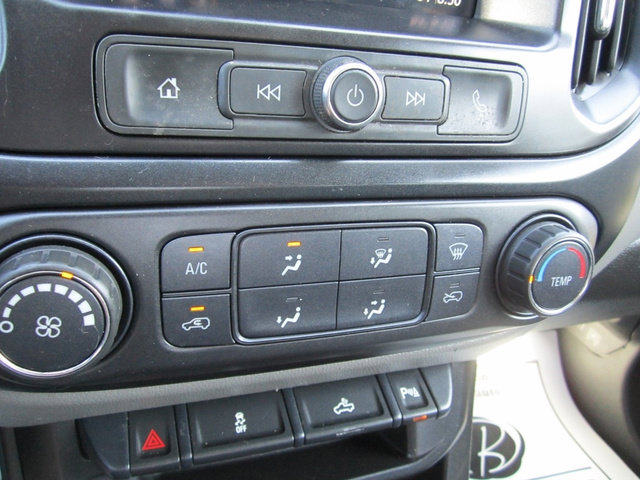 Used 2021 Chevrolet Colorado W/T w/ WT Convenience Package RWD image 17