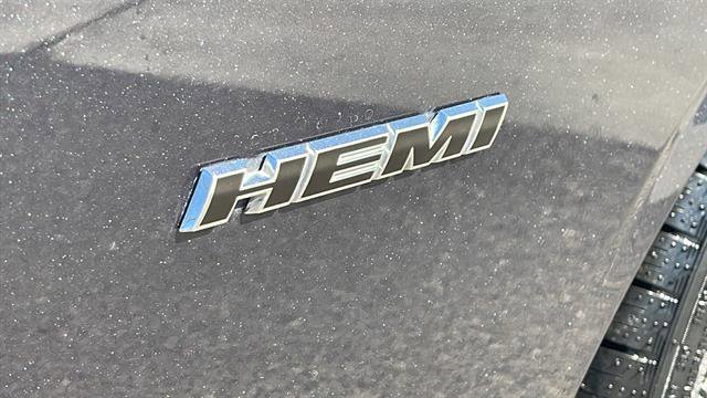 Used 2019 Dodge Challenger R/T w/ Driver Convenience Group image 29