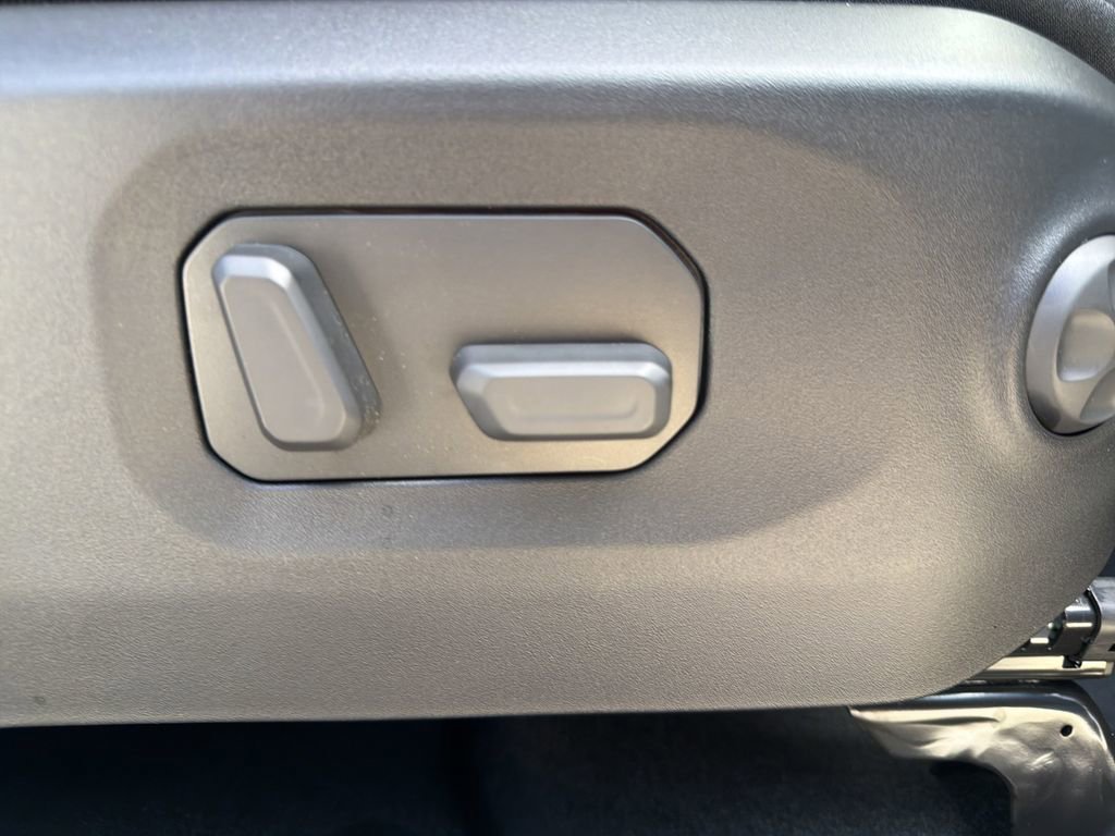 New 2026 Jeep Gladiator Sahara image 21