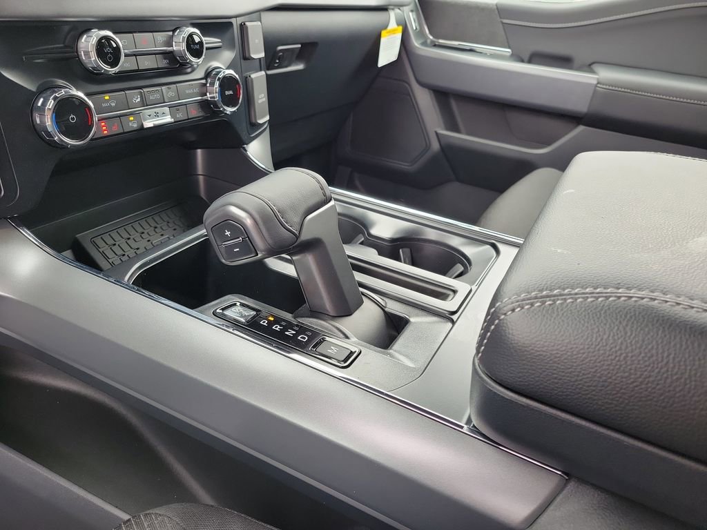 New 2025 Ford F150 XLT w/ Equipment Group 302A MID image 28