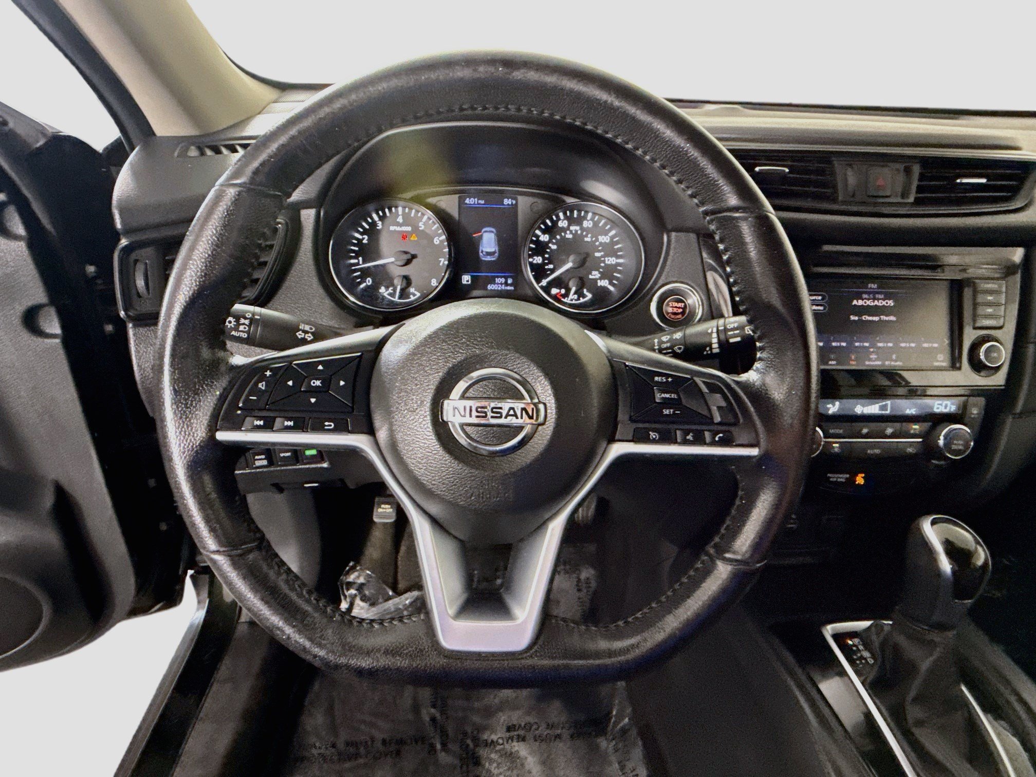 Used 2020 Nissan Rogue SV AWD/4WD image 13