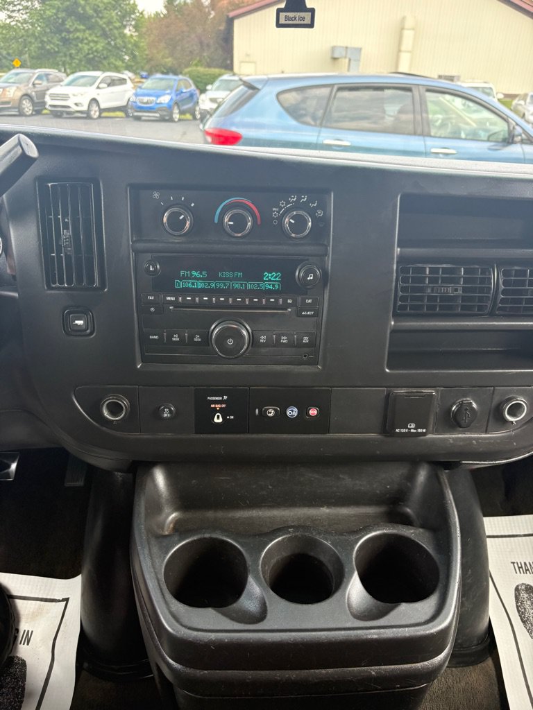 Used 2017 Chevrolet Express 3500 LT w/ LT Preferred Equipment Group RWD image 15