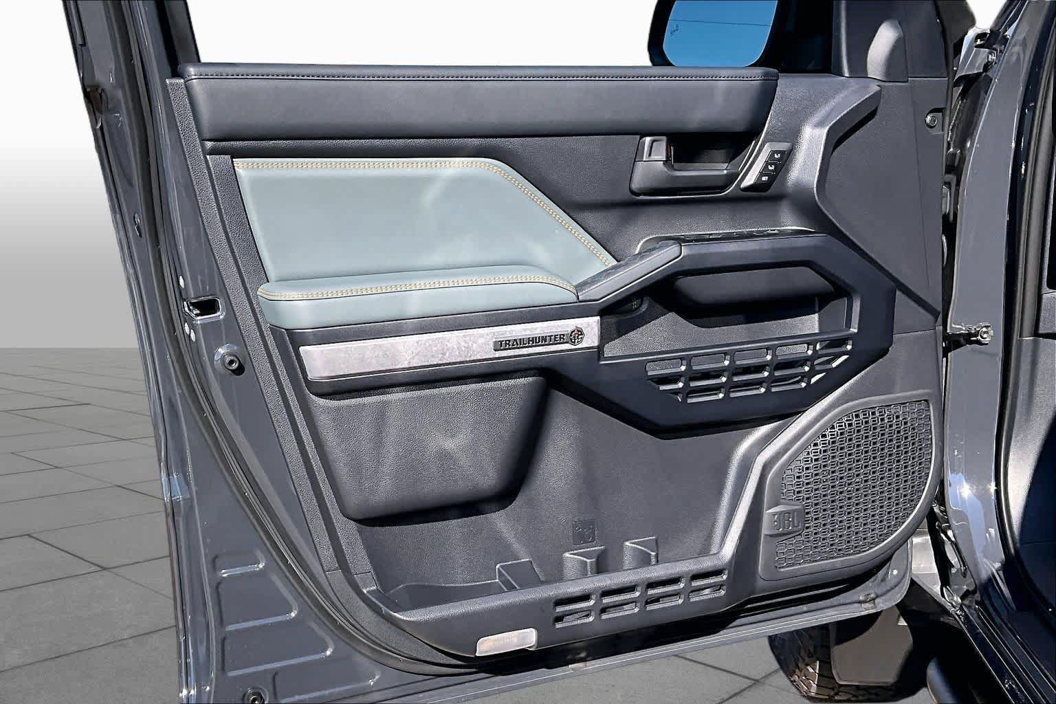 New 2026 Toyota 4Runner Trailhunter AWD/4WD image 16