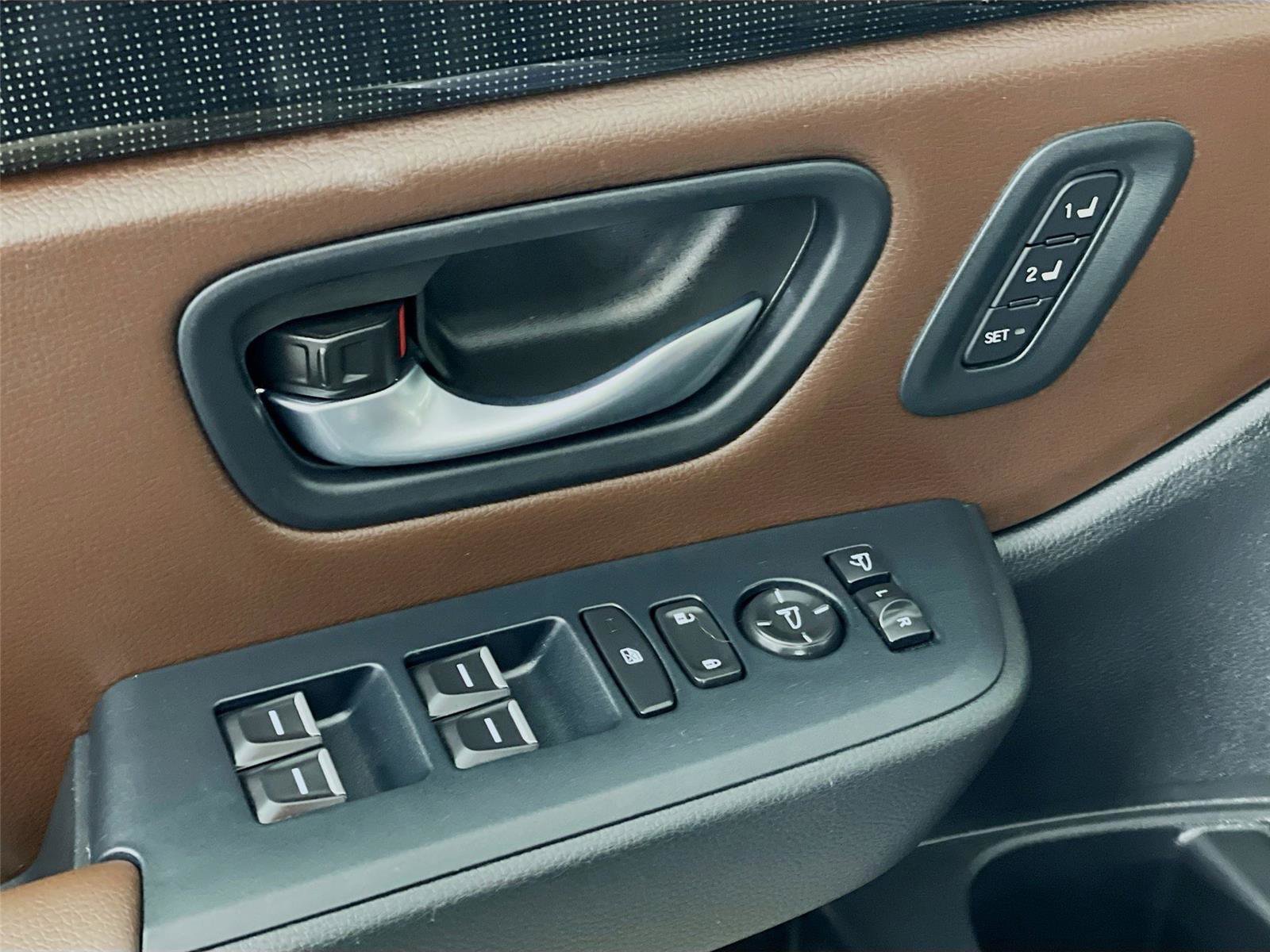 Used 2024 Honda Pilot Elite image 24