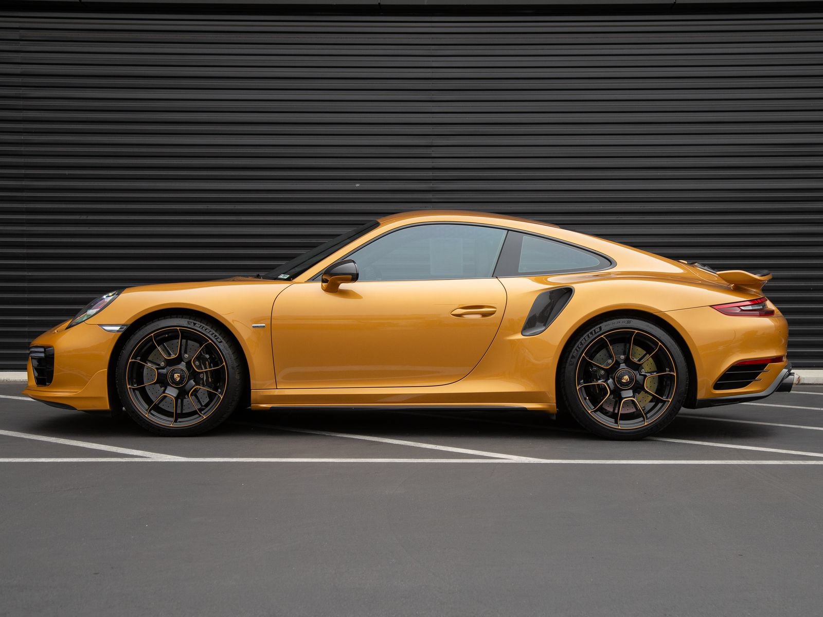 Certified 2018 Porsche 911 Turbo AWD/4WD image 2