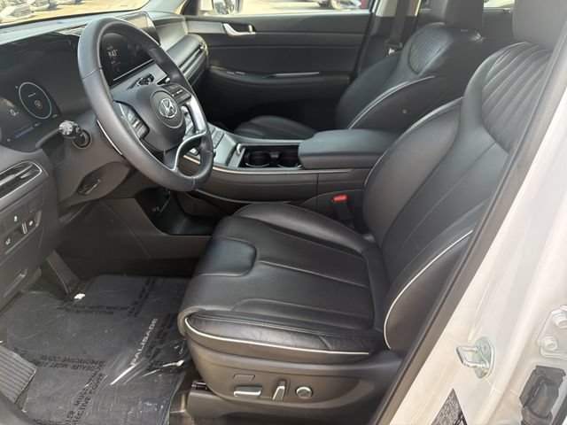 Used 2024 Hyundai Palisade Limited FWD image 11