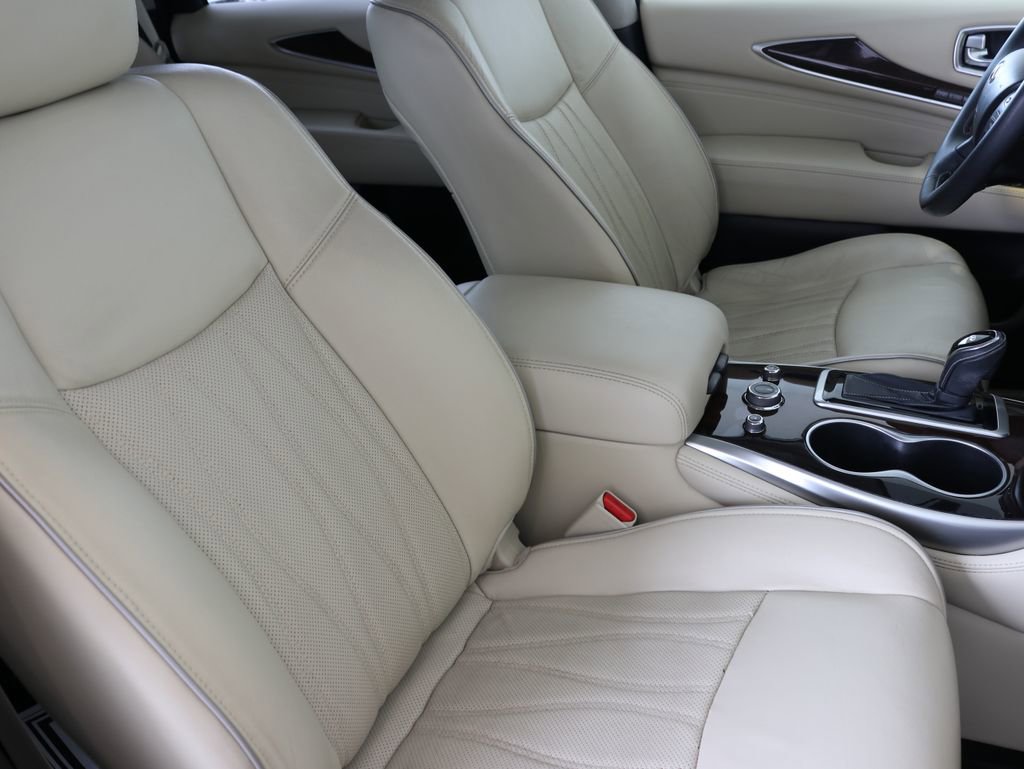 Used 2017 INFINITI QX60 Luxe w/ Deluxe Technology Package AWD/4WD image 49