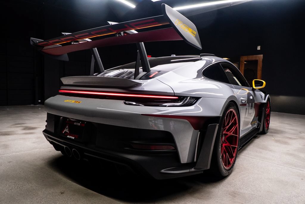 Used 2023 Porsche 911 GT3 RS RWD image 32