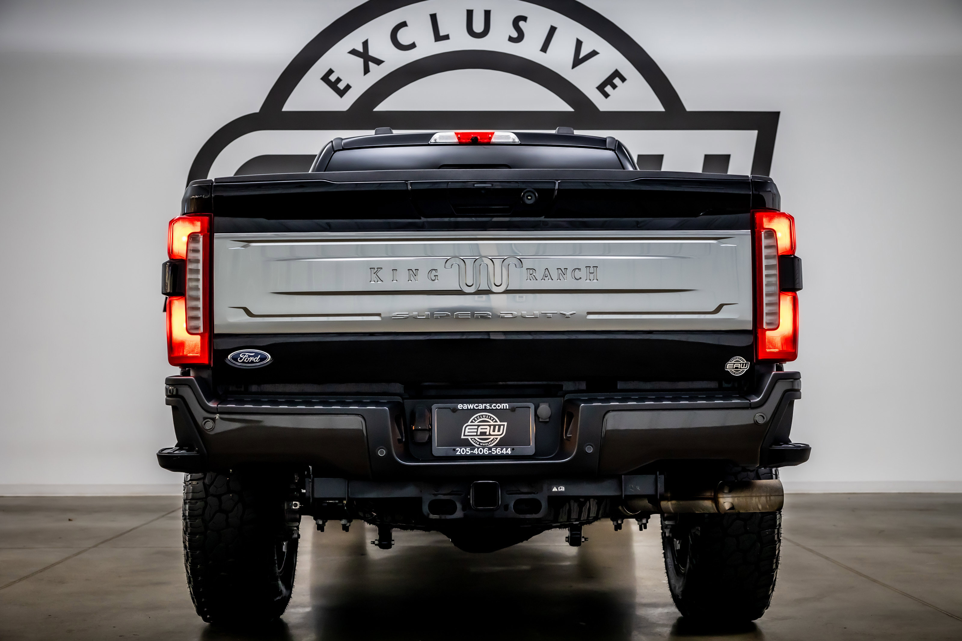 Used 2024 Ford F250 King Ranch w/ Tremor Off-Road Package image 10