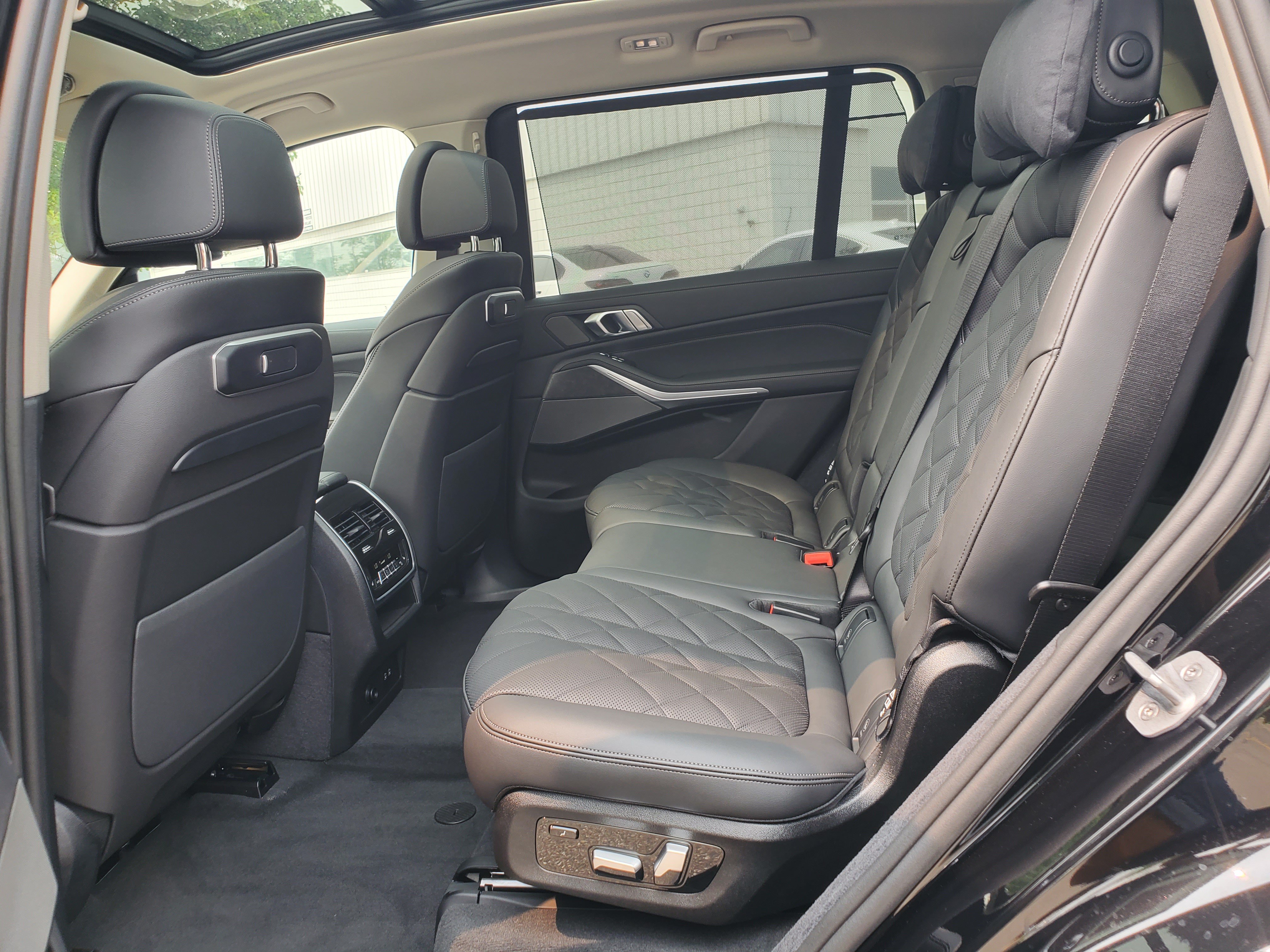 New 2027 BMW X7 xDrive40i AWD/4WD image 33