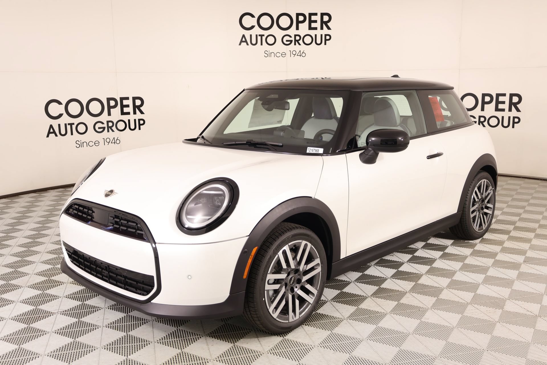 New 2026 MINI Cooper 2-Door Hardtop FWD image 9