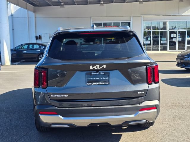 Certified 2025 Kia Sorento EX AWD/4WD image 4