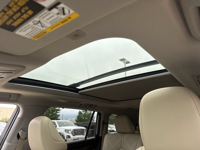 Used 2023 Toyota Highlander Platinum FWD image 27