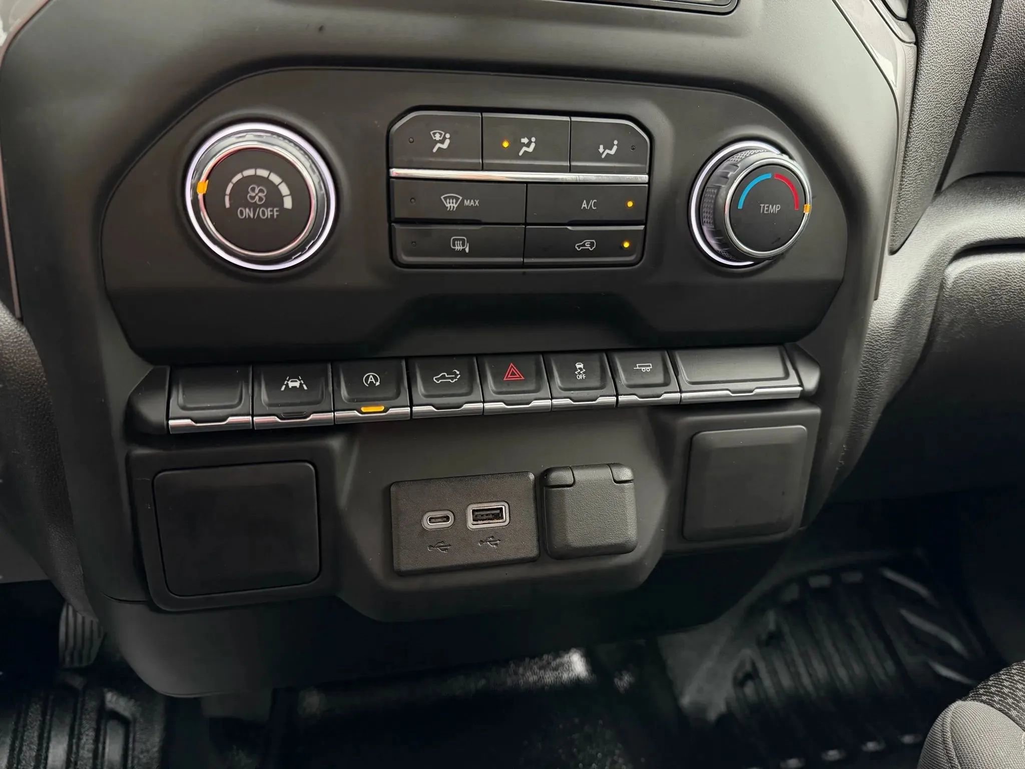 Used 2022 Chevrolet Silverado 1500 W/T image 24