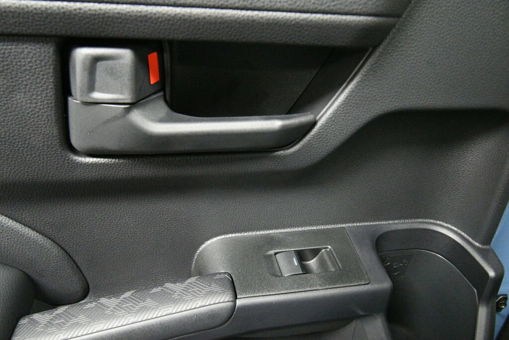 Used 2025 Toyota 4Runner SR5 image 20