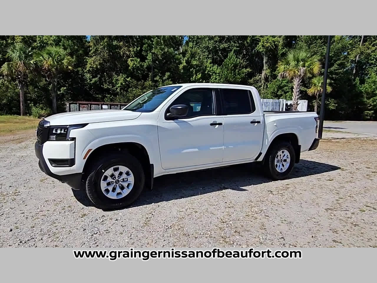 New 2026 Nissan Frontier S image 23
