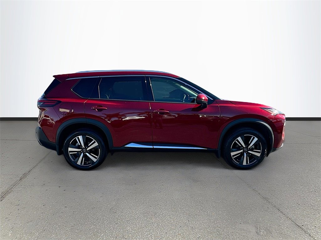 Used 2023 Nissan Rogue SL w/ SL Premium Package image 8