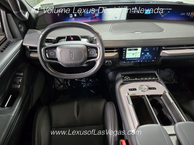 Used 2026 Lincoln Navigator Reserve w/ Jet Appearance Package AWD/4WD image 17