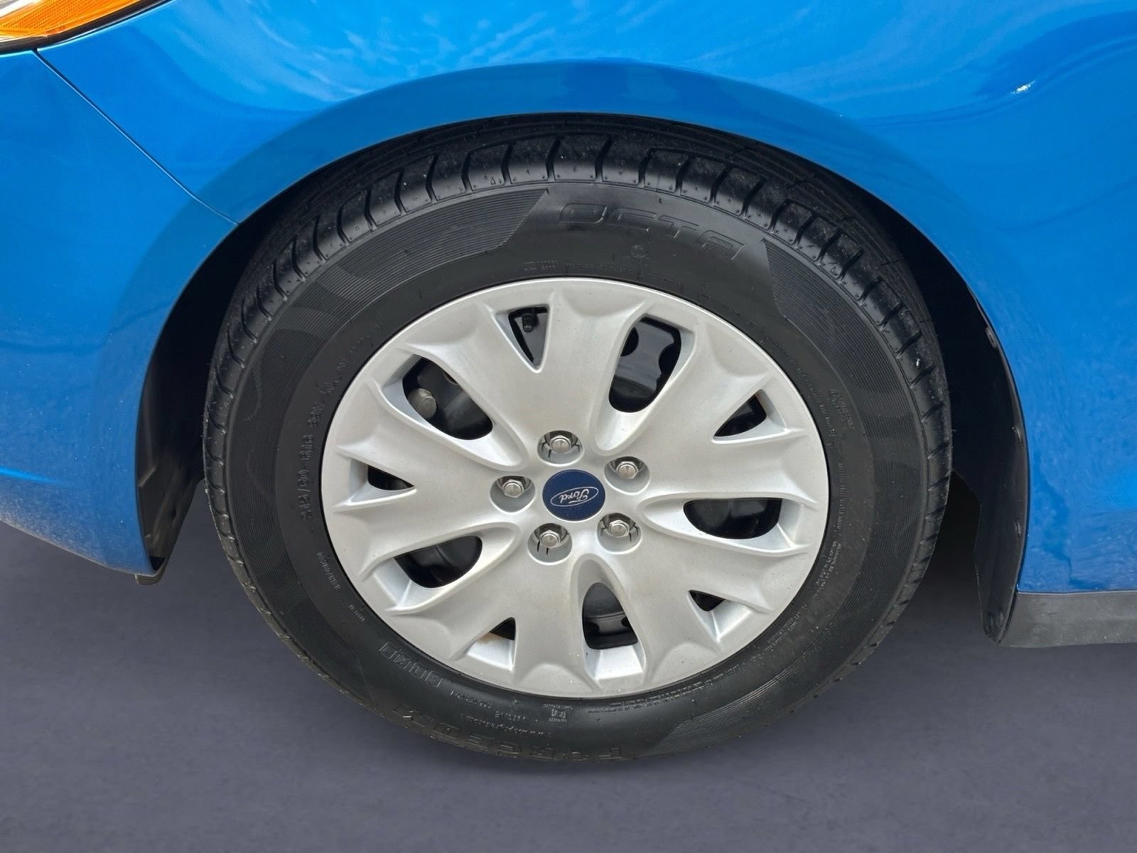 Used 2020 Ford Fusion S FWD image 9