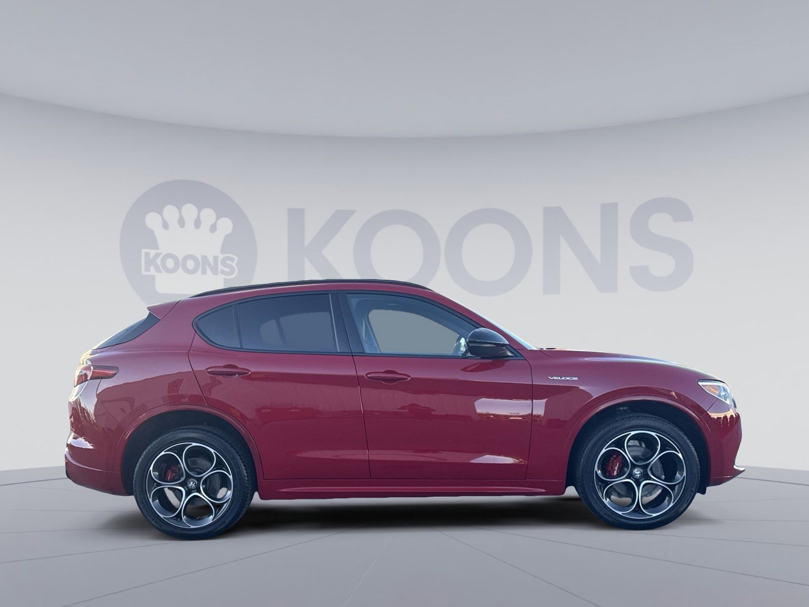 Used 2022 Alfa Romeo Stelvio Veloce image 8