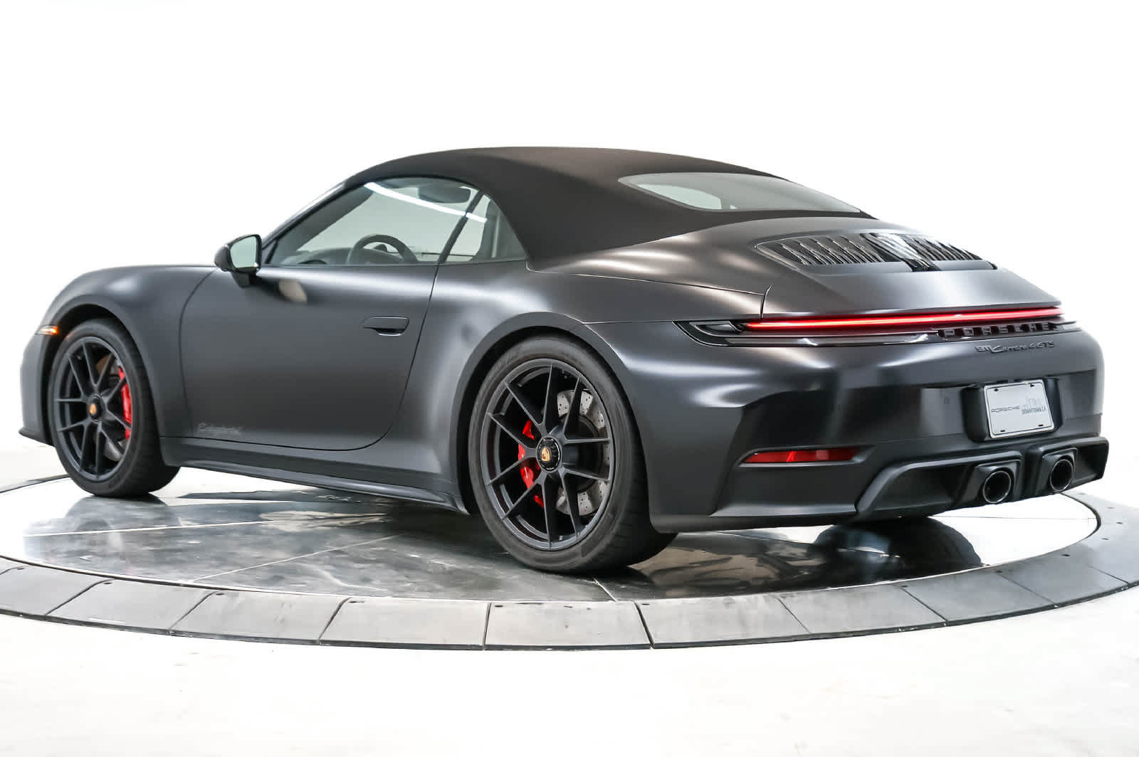 Certified 2026 Porsche 911 Carrera 4 GTS AWD/4WD image 3