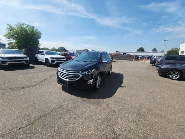 Used 2019 Chevrolet Equinox Premier FWD image 2