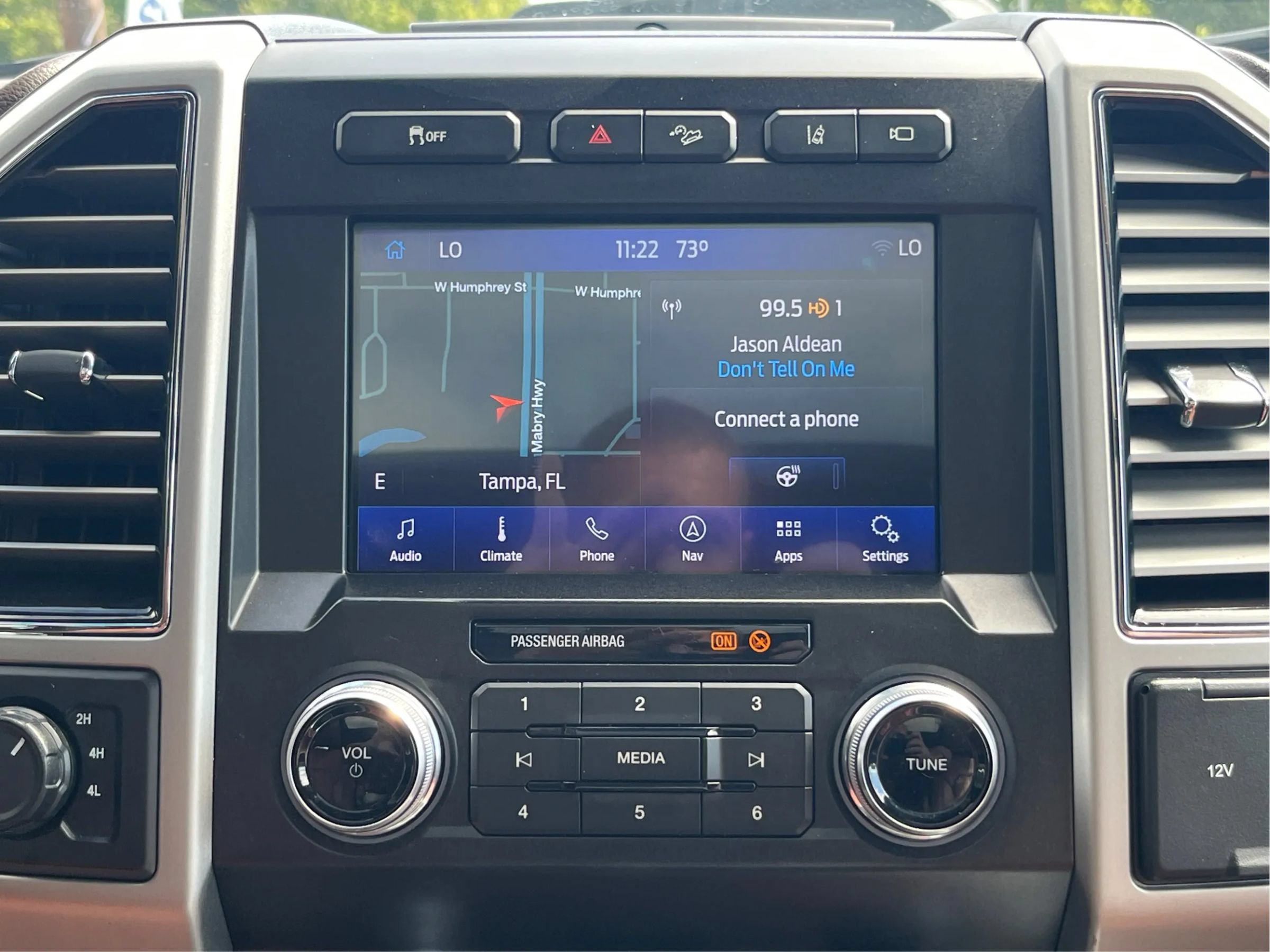 Used 2021 Ford F350 King Ranch w/ King Ranch Ultimate Package AWD/4WD image 16