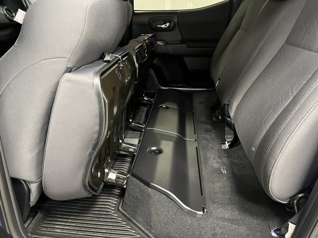 Used 2019 Toyota Tacoma TRD Sport image 39