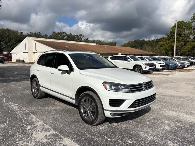 Used 2016 Volkswagen Touareg Lux