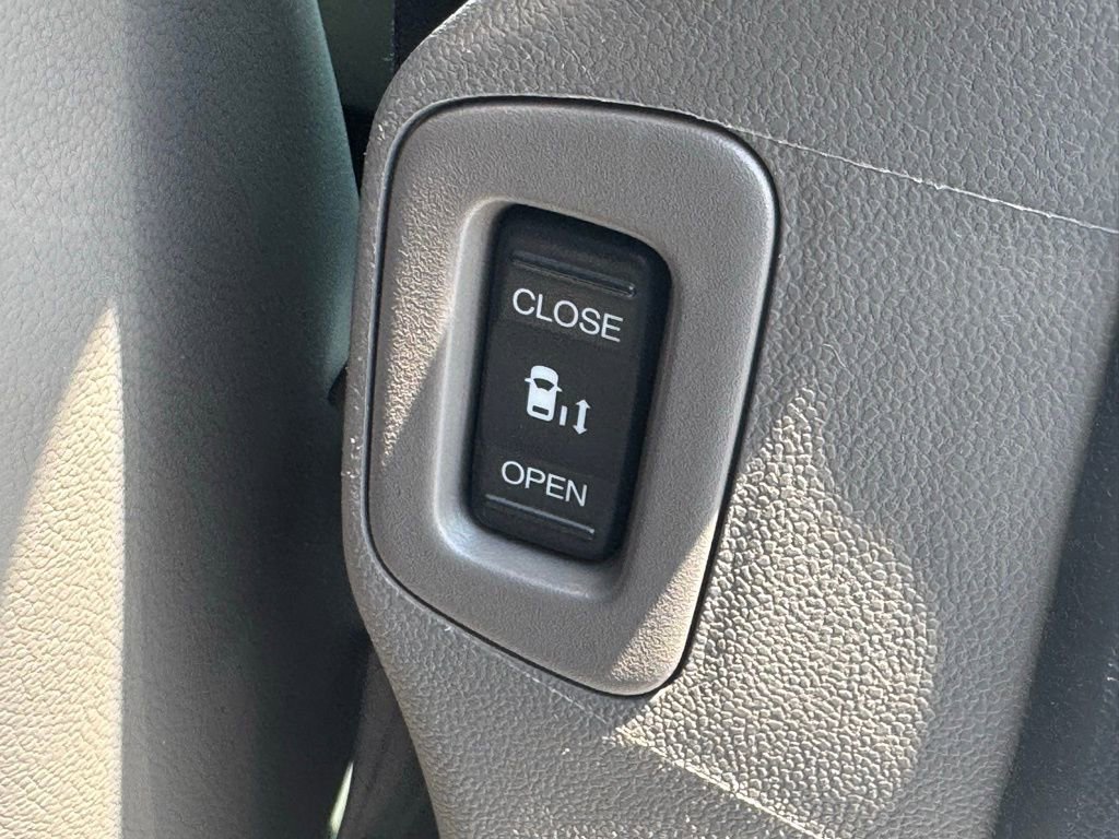 Used 2014 Honda Odyssey EX-L image 44