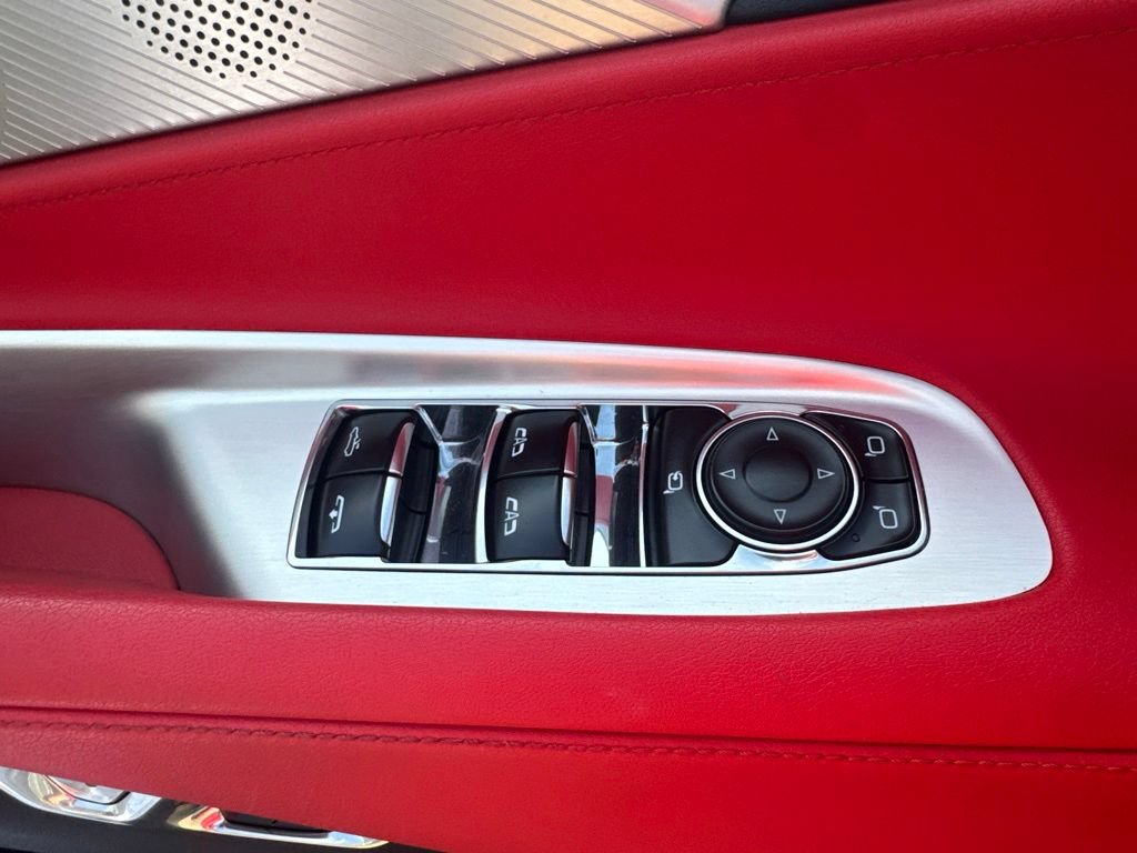 Used 2023 Chevrolet Corvette Stingray Preferred Conv w/ Z51 Performance Package RWD image 21
