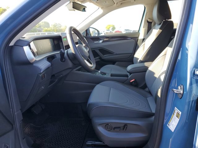 New 2026 Volkswagen Tiguan SE AWD/4WD image 17