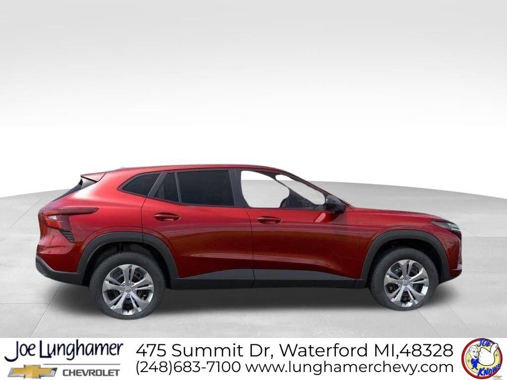 New 2026 Chevrolet Trax LS FWD image 5