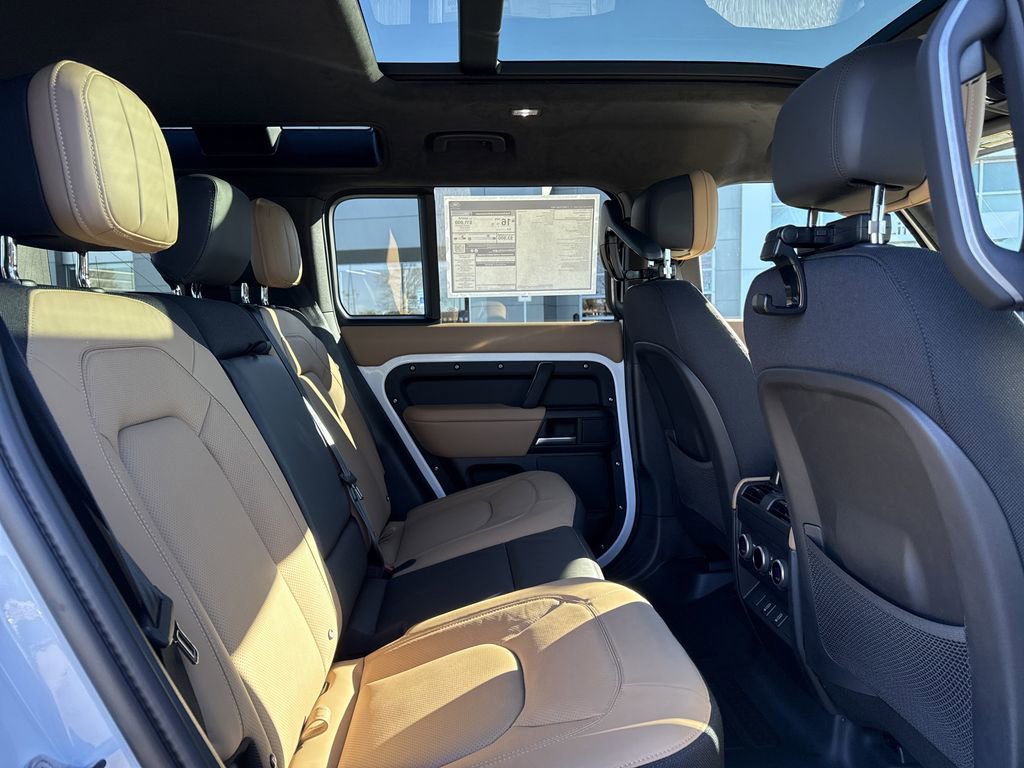 New 2026 Land Rover Defender 110 V8 AWD/4WD image 14