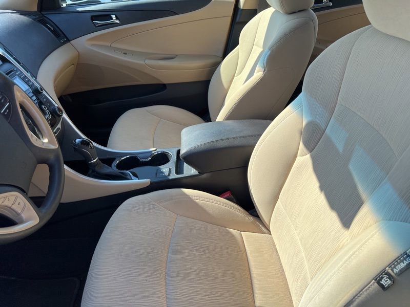 Used 2013 Hyundai Sonata GLS w/ Popular Equipment Pkg image 11