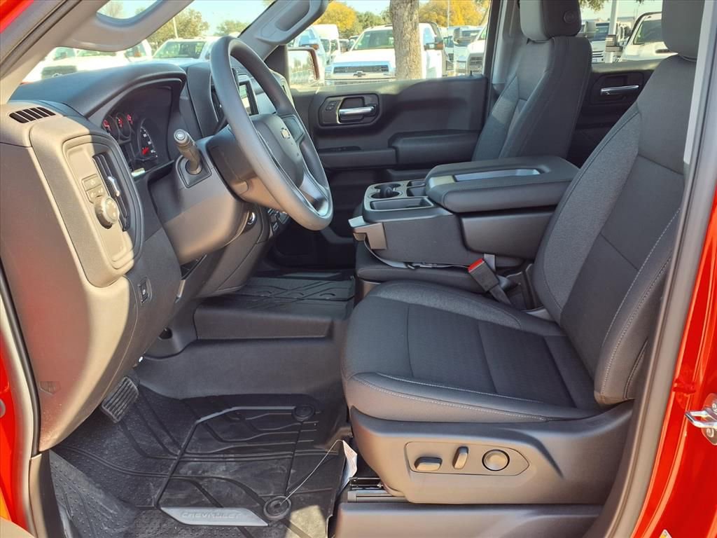 New 2026 Chevrolet Silverado 1500 Custom image 6