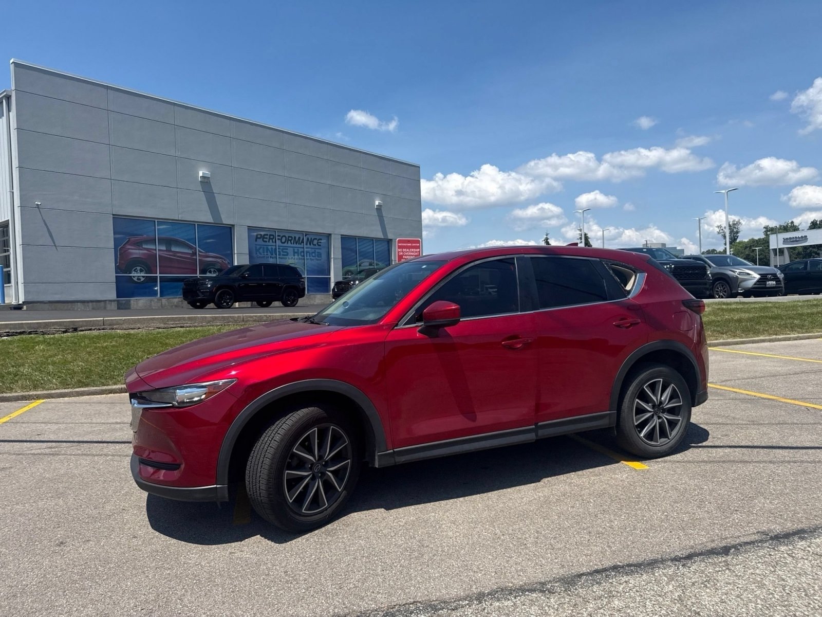 Used 2018 MAZDA CX-5 Touring w/ Preferred Equipment Package AWD/4WD image 11