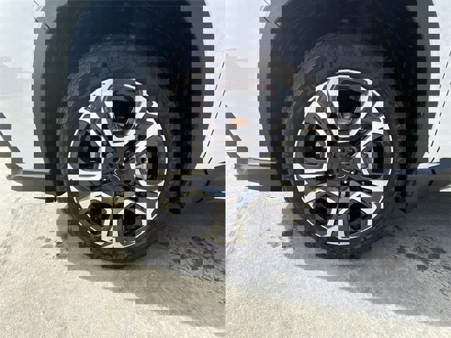 Used 2024 Subaru Ascent Limited image 10