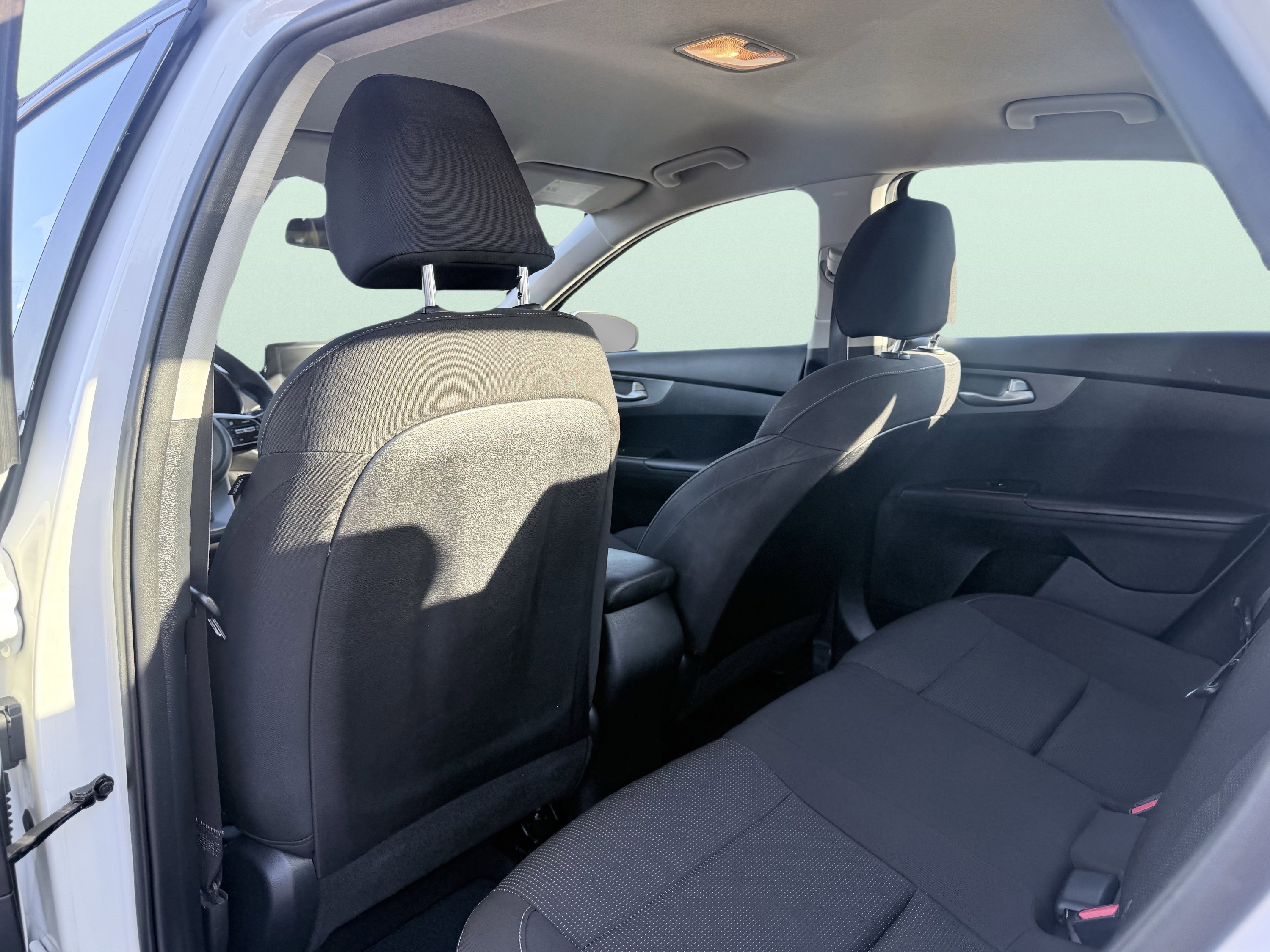 Used 2020 Kia Forte LXS image 16