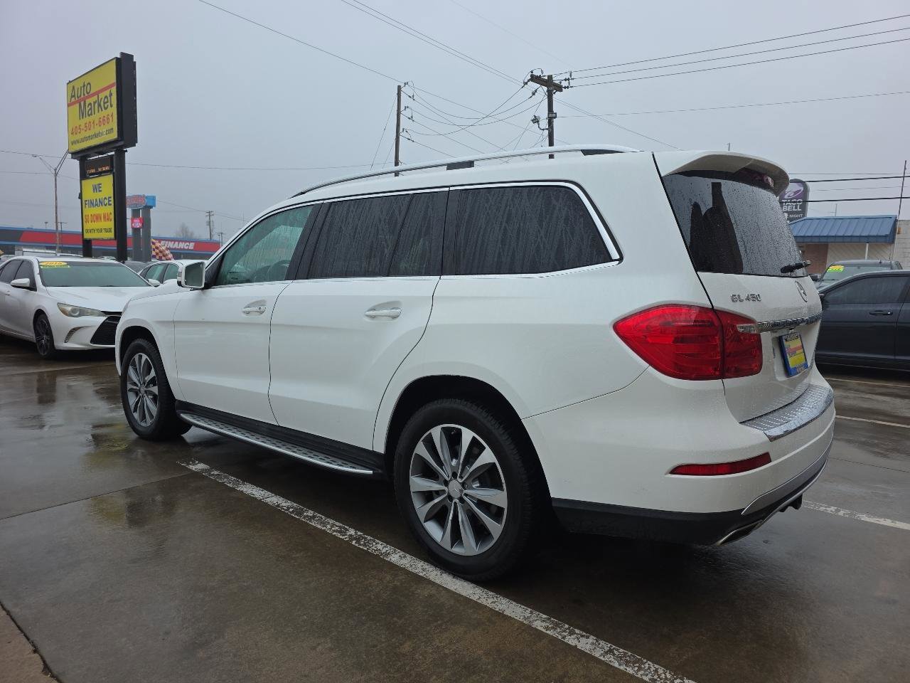Used 2015 Mercedes-Benz GL 450 4MATIC image 7