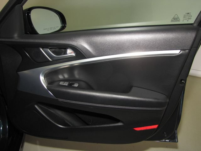 Used 2023 Genesis G70 2.0T RWD image 20