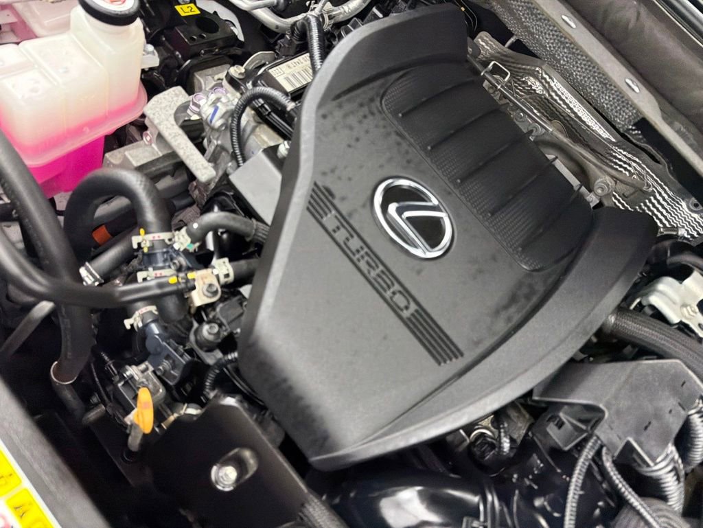Used 2023 Lexus RX 500h F Sport w/ Accessory Package (Z1) AWD/4WD image 31